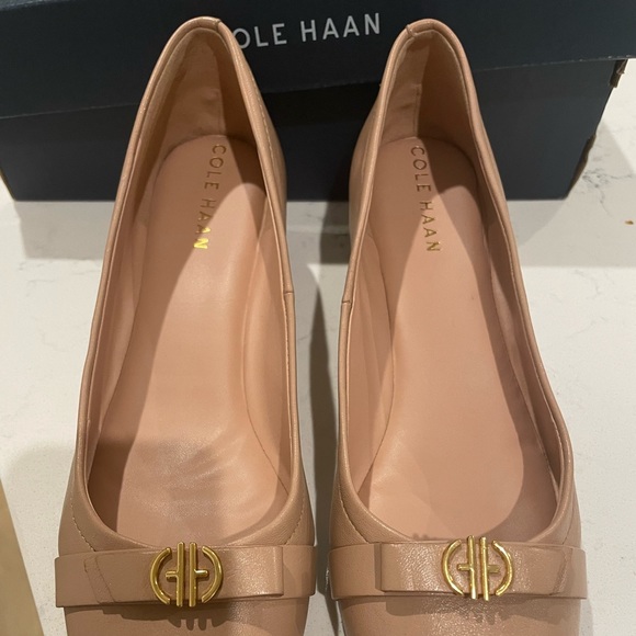 Cole Haan Nude Wedges - Size 7.5 - Picture 1 of 4